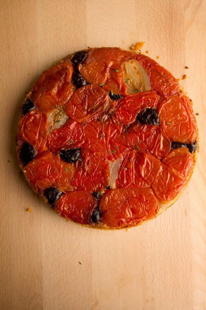 Tomato upside down cake