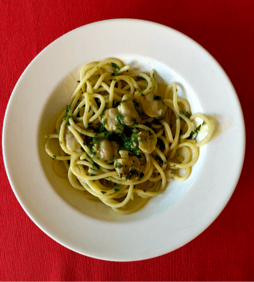 Spaghettone with Clams